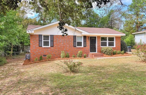 Augusta House | Cozy 2 bed & 1 bath 3.5 mi from The Augusta National