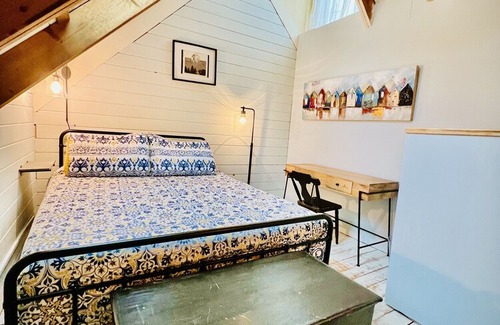 Canaan Valley Cabin | Cozy 2 bed Cabin - The Best location for Davis, Thomas, and Canaan! Ski here!