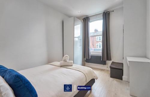 Junction Apartment | Cozy 2 Bed Room Tufnell Park Haven