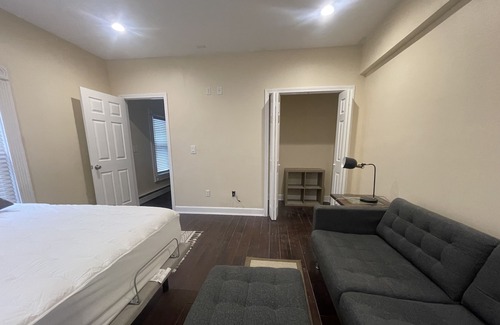 Fitchburg House | Cozy 2 bed suit
