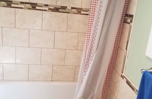 Green Creek Apartment | COZY 2 BEDROOM 2ND FL. APARTMENT CLOSE TO THE WILDWOODS.