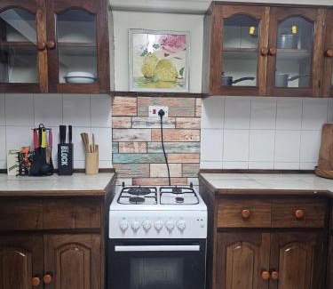 Oyster Bay Apartment | Cozy 2 Bedroom Apartment