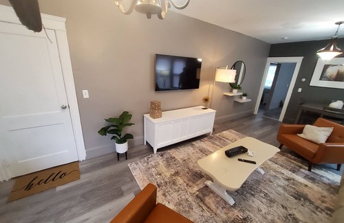 Elmhurst Apartment | Cozy 2-bedroom apartment in serene Providence with WiFi, AC