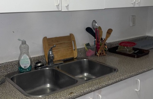 Willowridge Apartment | Cozy 2 bedroom apartment all ensuit - 5 minutes from Pearson airport