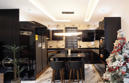 Santeo Apartment | Cozy 2 Bedroom Apartment in East Legon Hills w/2 Terraces and a Walk-In Closet