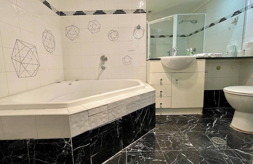 Hurstville Apartment | Cozy 2-Bedroom APT@Hurstville