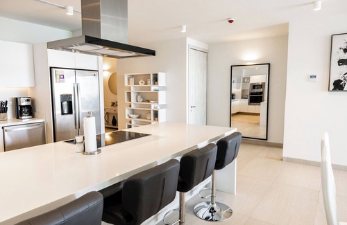 Sandy Beach Condo | Cozy 2-bedroom brand new oceanfront condo in Las Palomas phase 3 with WiFi, AC