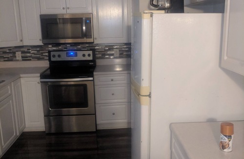 Newnan Apartment | Cozy 2 bedroom basement apartment