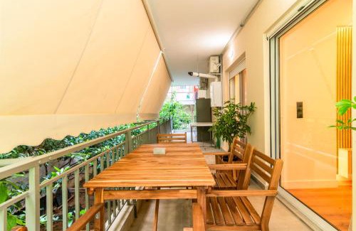 Palaio Faliro Apartment | Cozy 2-Bedroom by Flisvos Marina