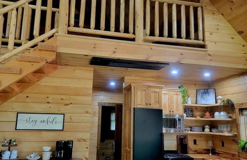 Gambier Cabin | Cozy 2-bedroom cabin in near Gambier, peaceful woodland setting