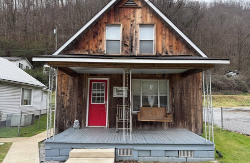 Gilbert Cabin | Cozy 2-bedroom cabin in Gilbert. Located close to RockHouse and Devil Anse Trail