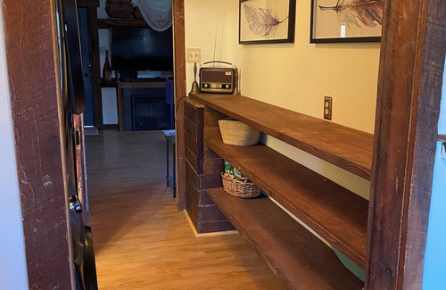 Pegram Cabin | Cozy 2-bedroom cabin on 5 private acres in charming Pegram, TN