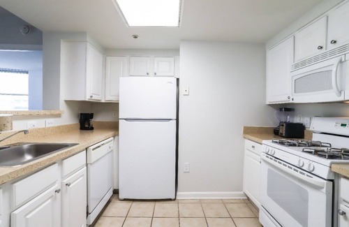 Ballston Apartment | Cozy 2 Bedroom Condo Ballston