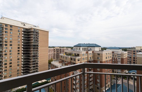 Ballston Apartment | Cozy 2 Bedroom Condo Ballston