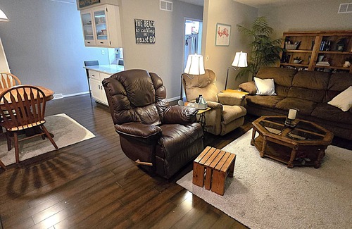 Normal Condo | Cozy 2-bedroom condo in Normal close to Illinois State University