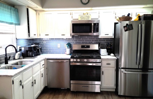 Normal Condo | Cozy 2-bedroom condo in Normal close to Illinois State University