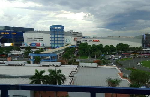 San Andres Bukid Condo | Cozy 2-bedroom condo with AC and WiFi in MOA