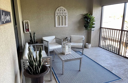 Lakewood Ranch Condo | Cozy 2-bedroom condo in Lakewood National with golf privileges and amenities.