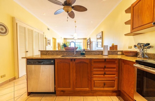 Tamarindo Condo | Cozy 2-bedroom condo with balcony
