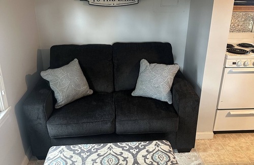 Laconia Cottage | Cozy 2-bedroom Cottage on Paugus Bay