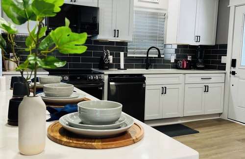 Collegedale House | Cozy 2-Bedroom Duplex in enjoyable Ooltewah with WiFi, close to SAU