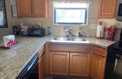 Bella Vista House | Cozy 2-bedroom house in Bella Vista with WiFi and AC
