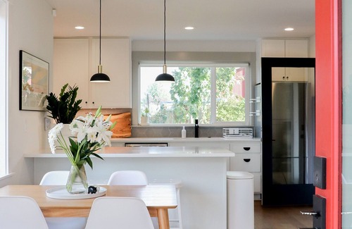 Foster - Powell House | Cozy 2-bedroom house in SE Portland with AC, WiFi