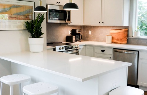 Foster - Powell House | Cozy 2-bedroom house in SE Portland with AC, WiFi