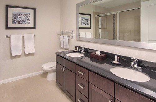 Park City Resort | Cozy 2-bedroom resort with AC, WiFi in charming Park City, On-Site Ski Lift