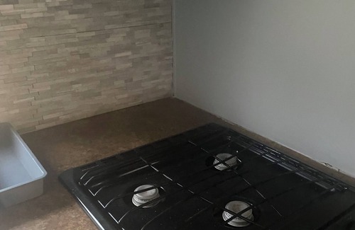 Stockbridge House | Cozy 2-bedroom RV with WiFi and AC in peaceful Jonesboro