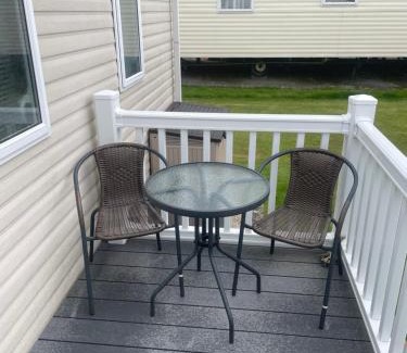 Aberystwyth House | Cozy 2 Bedroom Static Caravan in Clarach Bay , Aberystwyth