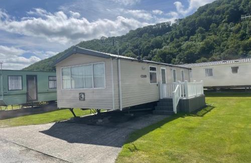 Aberystwyth House | Cozy 2 Bedroom Static Caravan in Clarach Bay , Aberystwyth