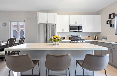 Bouvet Island House | Cozy 2-bedroom townhome in welcoming Nassau with WiFi, AC