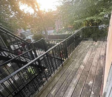 West New York Apartment | Cozy 2 BR suite, 10 min to NYC &Times Sq