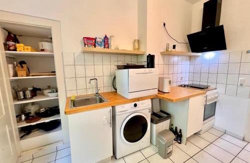Duesseltal Apartment | Cozy 2-room-Apartment on Zoo Park in District 2