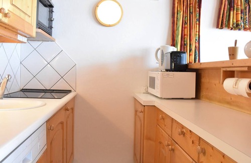 Meribel Centre Apartment | Cozy 2-Room Mezzanine Apartment for 6 in Méribel Center, 200m from Slopes