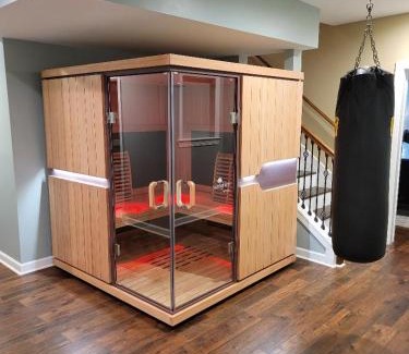 Mount Mourne Apartment | Cozy 2b 2b Spa 2 Steam Saunas Home Theater Gym