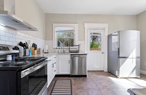 Roselawn Finance Apartment | Cozy 2BD Home w/Home Office and Parking!
