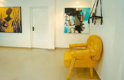Lagos Apartment | Cozy 2Bed with Mini Pool & Outdoor Lounge in Lagos
