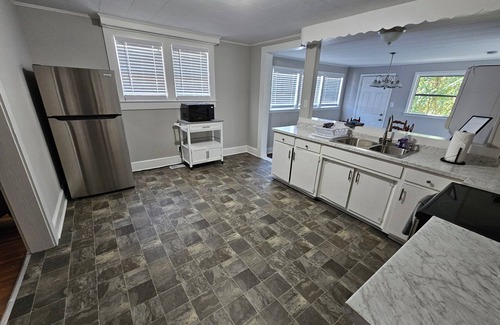 Danville House | Cozy 2bedroom Caesars Virginia