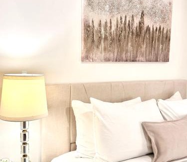 College Hill Apartment | Cozy 2BR Apt with Parking, Steps to Brown and RISD