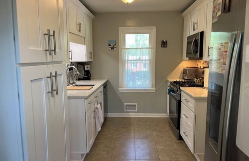 Mableton House | Cozy 2BR Home w/Office, Gym, & Backyard Near Trails, Parks, and Atlanta Fun