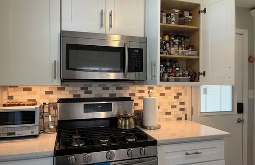 Mableton House | Cozy 2BR Home w/Office, Gym, & Backyard Near Trails, Parks, and Atlanta Fun