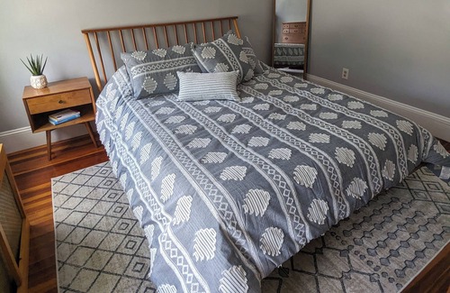 West Hartford Apartment | Cozy 2BR Near West Hartford Center: Work & Relax
