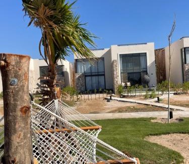 Soma Bay Ski Chalet | Cozy 2BR Seaview loft in Mesca Somabay