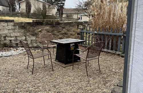 Canton House | Cozy 3 bed 2 bath full home retreat - located .5 miles from the HOFV