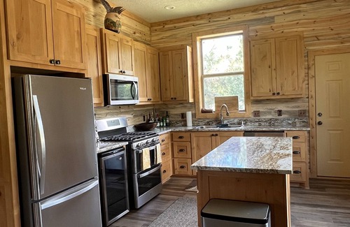 Chama Cabin | Cozy 3-bedroom cabin in lovely Chama