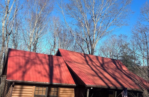 Hiawassee Cabin | Cozy 3-bedroom cabin in quaint Hiawassee with AC, WiFi