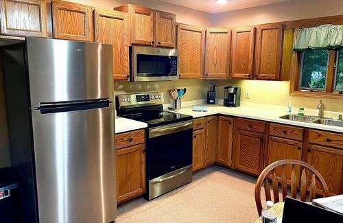 New Lisbon Cabin | Cozy 3-bedroom cabin with private dock and direct access to Castle Rock Lake.