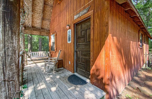 Bruno Cabin | Cozy 3-bedroom cabin just 3 miles from the Buffalo River!